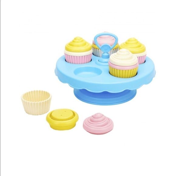 GREEN TOYS Cupcake  Play Food Set with Display Stand BPA Free Eco Friendly - new - Picture 2 of 3
